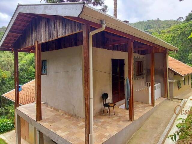 Casa para Venda em Campos do Jordão - 2