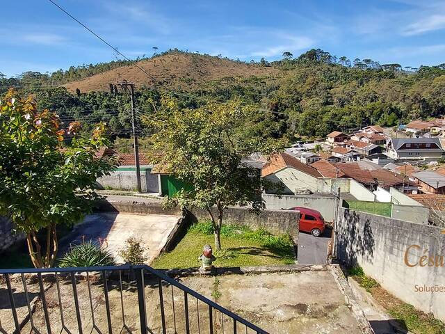 Casa para Venda em Campos do Jordão - 4