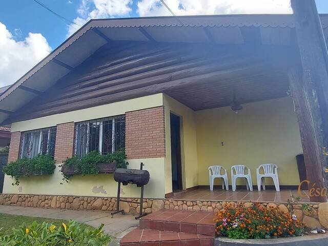 Casa para Venda em Campos do Jordão - 5