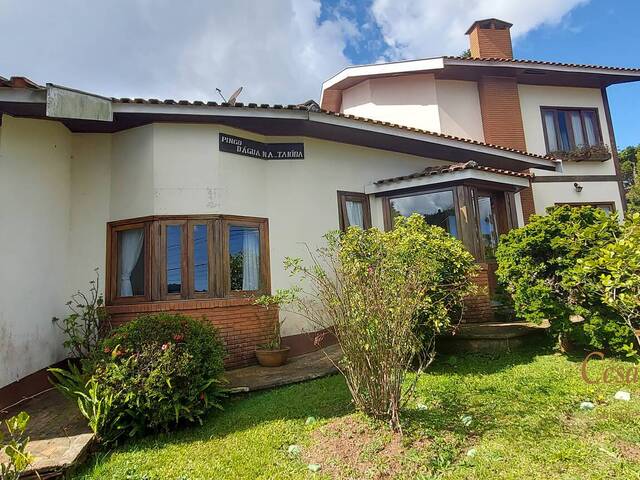 Casa para Venda em Campos do Jordão - 1